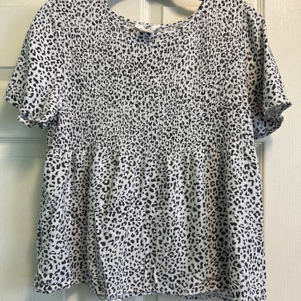 White Black leopard top